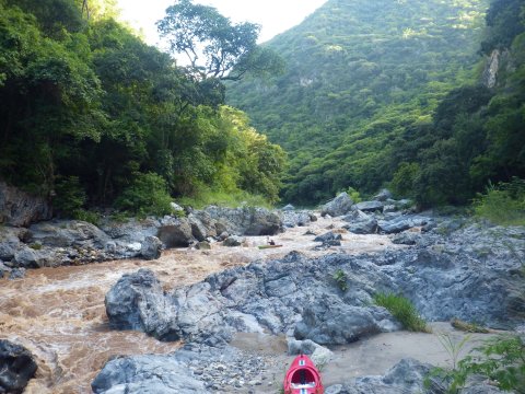 river photo